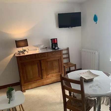La Maison Bleue Apartment